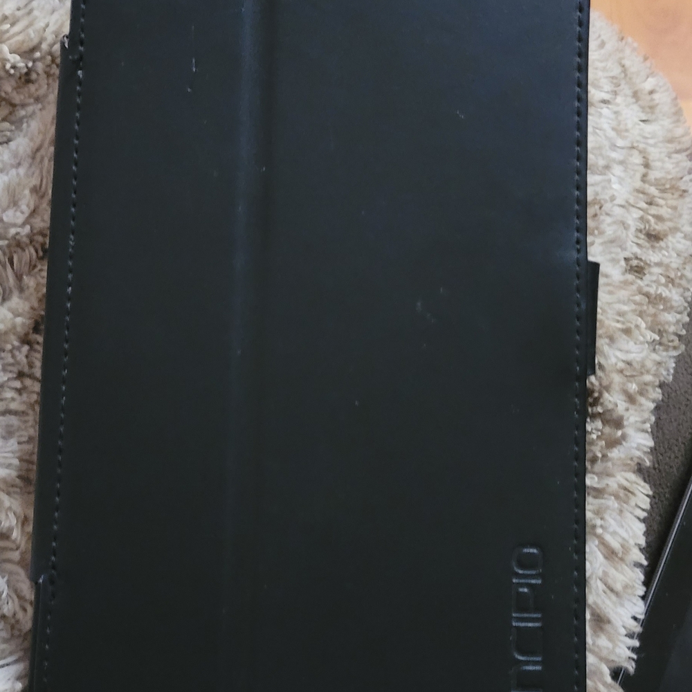 Black Tablet - Picture 2 of 2